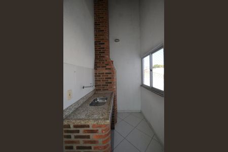 Casa à venda com 74m², 2 quartos e 1 vagaÁrea de Serviço