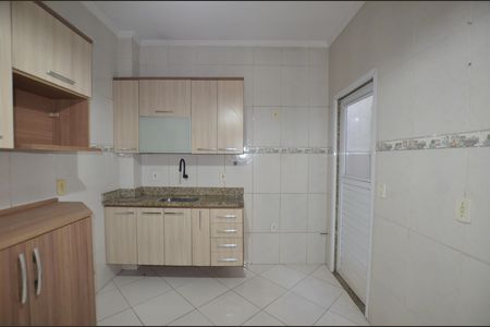 Casa à venda com 74m², 2 quartos e 1 vagaCozinha