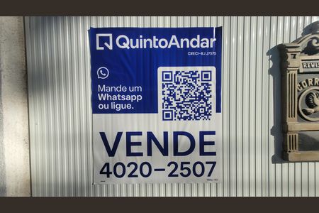 Casa à venda com 74m², 2 quartos e 1 vaga Casa à venda com 74m², 2 quartos e 1 vagaPlaca Instalada