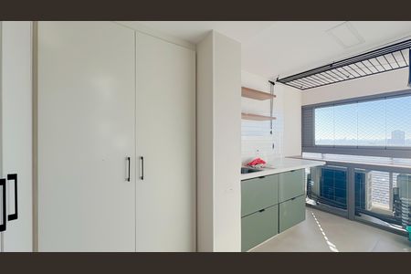 Área de Serviço de apartamento para alugar com 3 quartos, 160m² em Vila Dom Pedro I, São Paulo