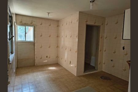 Casa de condomínio para alugar com 230m², 3 quartos e 2 vagas Casa de condomínio para alugar com 230m², 3 quartos e 2 vagasCozinha