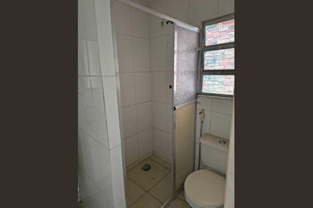 Banheiro de casa de condomínio para alugar com 3 quartos, 230m² em Centro, Nova Iguaçu