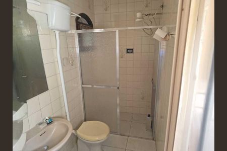 Banheiro de casa de condomínio para alugar com 3 quartos, 230m² em Centro, Nova Iguaçu