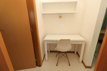 Apartamento para alugar com 49m², 1 quarto e 1 vagaEscritório