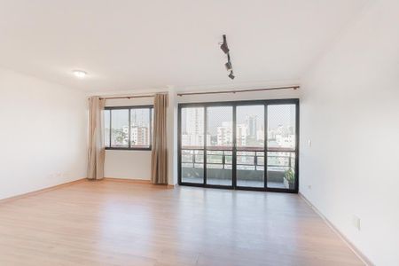 Apartamento para alugar com 3 quartos, 208m² em Vila Anglo Brasileira, São Paulo