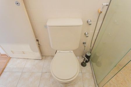 Apartamento para alugar com 208m², 3 quartos e 2 vagas Apartamento para alugar com 208m², 3 quartos e 2 vagasBanheiro da Suíte