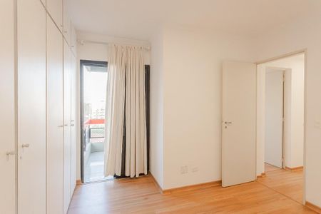 Apartamento para alugar com 208m², 3 quartos e 2 vagas Apartamento para alugar com 208m², 3 quartos e 2 vagasSuíte