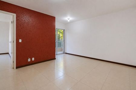 Sala de apartamento para alugar com 2 quartos, 64m² em Cascata do Imbuí, Petrópolis