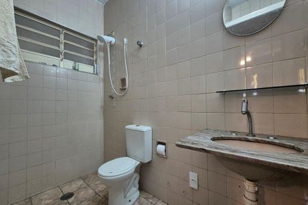 Banheiro da Suíte de casa à venda com 3 quartos, 140m² em Jardim do Lago, Campinas