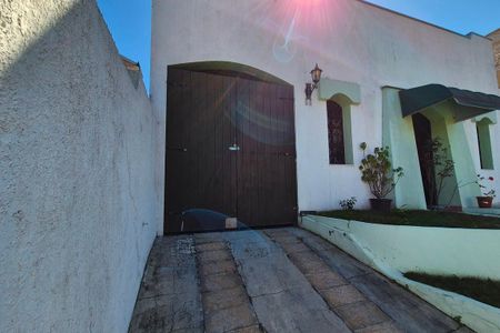 Garagem de casa à venda com 3 quartos, 140m² em Jardim do Lago, Campinas