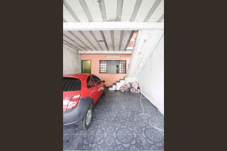 Garagem de casa para alugar com 1 quarto, 80m² em Jardim Silvia Maria, São Paulo