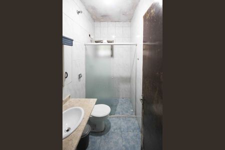 Banheiro de casa para alugar com 1 quarto, 80m² em Jardim Silvia Maria, São Paulo