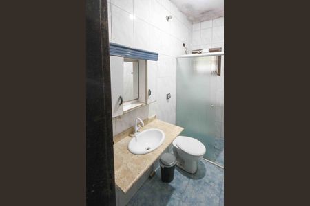 Banheiro de casa para alugar com 1 quarto, 80m² em Jardim Silvia Maria, São Paulo