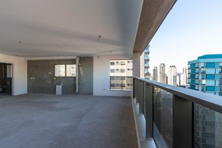 Apartamento à venda com 138m², 2 quartos e 2 vagas Apartamento à venda com 138m², 2 quartos e 2 vagasVaranda