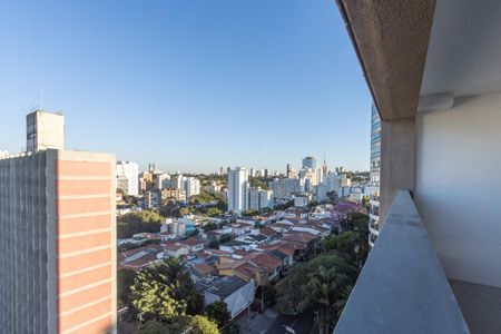 Apartamento à venda com 138m², 2 quartos e 2 vagas Apartamento à venda com 138m², 2 quartos e 2 vagasVaranda