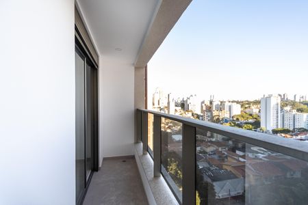 Apartamento à venda com 138m², 2 quartos e 2 vagas Apartamento à venda com 138m², 2 quartos e 2 vagasQuarto 2 - Varanda da Suite