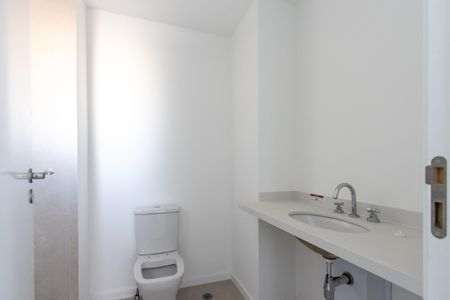 Apartamento à venda com 138m², 2 quartos e 2 vagas Apartamento à venda com 138m², 2 quartos e 2 vagasQuarto 2 - Banheiro da Suite