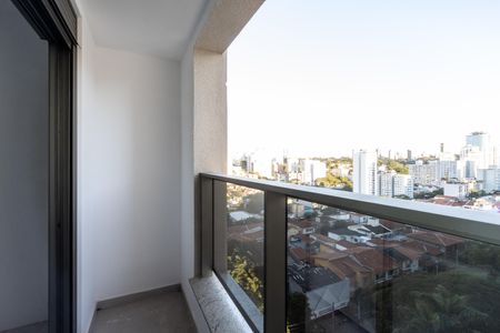 Apartamento à venda com 138m², 2 quartos e 2 vagas Apartamento à venda com 138m², 2 quartos e 2 vagasQuarto 1 - Varanda da Suite Master