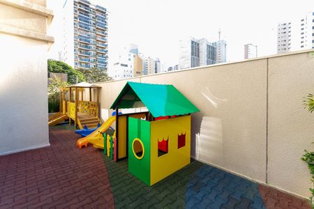 Apartamento à venda com 142m², 3 quartos e 2 vagas Apartamento à venda com 142m², 3 quartos e 2 vagasÁrea Comum