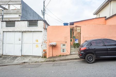 Fachada + placa  de casa à venda com 4 quartos, 345m² em Centro, Diadema