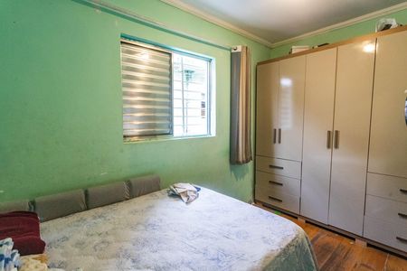 Casa à venda com 345m², 4 quartos e 4 vagas Casa à venda com 345m², 4 quartos e 4 vagasCasa 2 - quarto 2