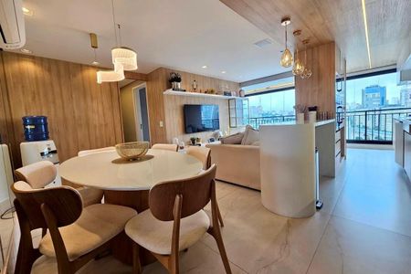 Apartamento à venda com 2 quartos, 94m² em Vila Cordeiro, São Paulo