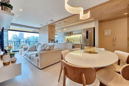 Apartamento à venda com 2 quartos, 94m² em Vila Cordeiro, São Paulo
