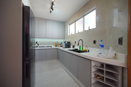 Apartamento para alugar com 75m², 2 quartos e 1 vagaCozinha