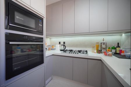 Cozinha de apartamento para alugar com 2 quartos, 75m² em Itacorubi, Florianópolis