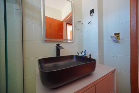 Apartamento para alugar com 75m², 2 quartos e 1 vagaBanheiro