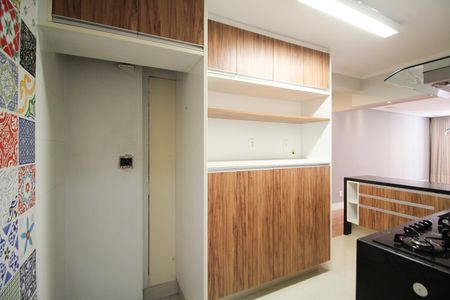 Apartamento para alugar com 74m², 2 quartos e 1 vaga Apartamento para alugar com 74m², 2 quartos e 1 vagaCozinha