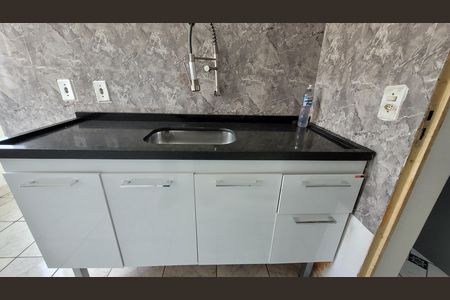 Apartamento para alugar com 55m², 2 quartos e 2 vagas Apartamento para alugar com 55m², 2 quartos e 2 vagasCozinha