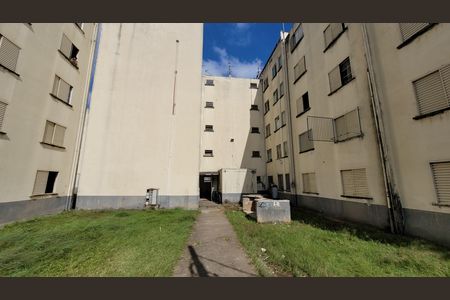 Fachada do bloco de apartamento para alugar com 2 quartos, 55m² em Pedreira, Itaquaquecetuba