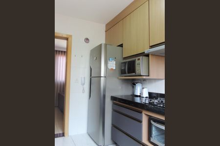 Foto 09 de apartamento à venda com 3 quartos, 77m² em Concórdia, Belo Horizonte