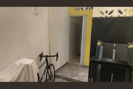 Casa à venda com 126m², 2 quartos e 2 vagas Casa à venda com 126m², 2 quartos e 2 vagasÁrea Externa