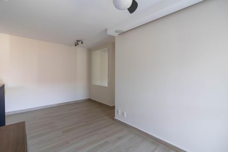 Sala de apartamento para alugar com 2 quartos, 68m² em Jardim Flor da Montanha, Guarulhos