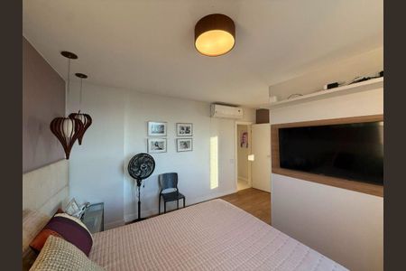 Apartamento à venda com 227m², 2 quartos e sem vaga