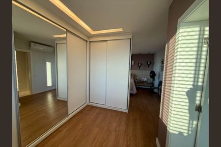 Apartamento à venda com 227m², 2 quartos e sem vaga