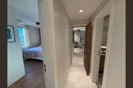 Apartamento à venda com 227m², 2 quartos e sem vaga