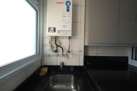 Apartamento para alugar com 55m², 2 quartos e 1 vagaÁrea de Serviço