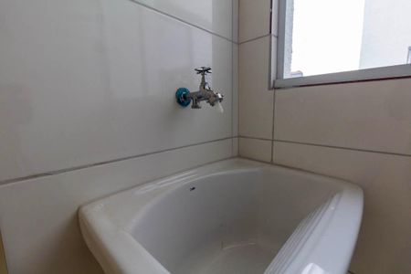Cozinha e Área de Serviço de apartamento à venda com 2 quartos, 35m² em Vila Ré, São Paulo