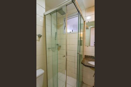 Apartamento à venda com 64m², 3 quartos e 1 vaga Apartamento à venda com 64m², 3 quartos e 1 vagaBanheiro social