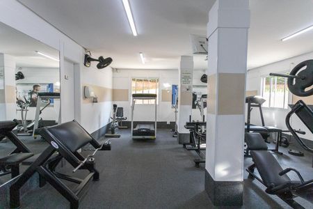 Apartamento à venda com 64m², 3 quartos e 1 vaga Apartamento à venda com 64m², 3 quartos e 1 vagaÁrea comum - Academia