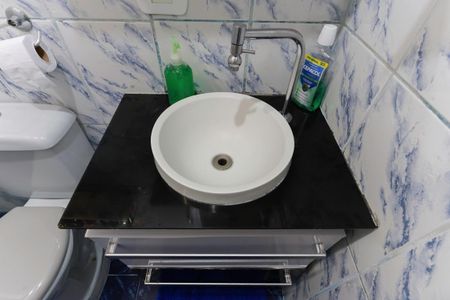 Apartamento para alugar com 49m², 2 quartos e 1 vaga Apartamento para alugar com 49m², 2 quartos e 1 vagaBanheiro