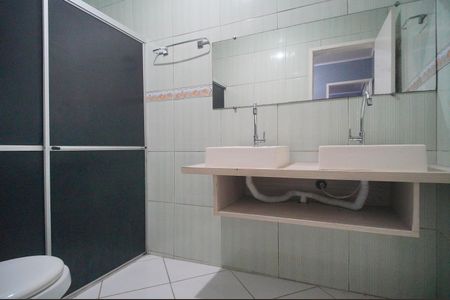Casa para alugar com 70m², 3 quartos e 1 vagaBanheiro