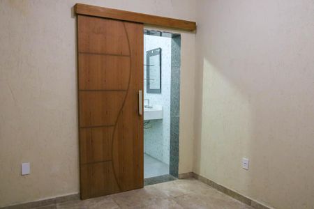 Casa de condomínio à venda com 170m², 3 quartos e 2 vagas Casa de condomínio à venda com 170m², 3 quartos e 2 vagasQuarto Suite 2