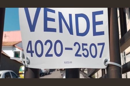 Casa de condomínio à venda com 170m², 3 quartos e 2 vagas Casa de condomínio à venda com 170m², 3 quartos e 2 vagasplaca