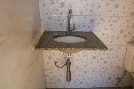 Casa de condomínio à venda com 170m², 3 quartos e 2 vagas Casa de condomínio à venda com 170m², 3 quartos e 2 vagasBanheiro do Terraço