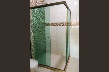 Casa de condomínio à venda com 170m², 3 quartos e 2 vagas Casa de condomínio à venda com 170m², 3 quartos e 2 vagasBanheiro do Quarto Suite 1