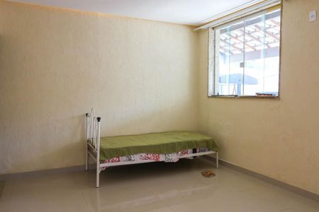 Casa de condomínio à venda com 170m², 3 quartos e 2 vagas Casa de condomínio à venda com 170m², 3 quartos e 2 vagasSala